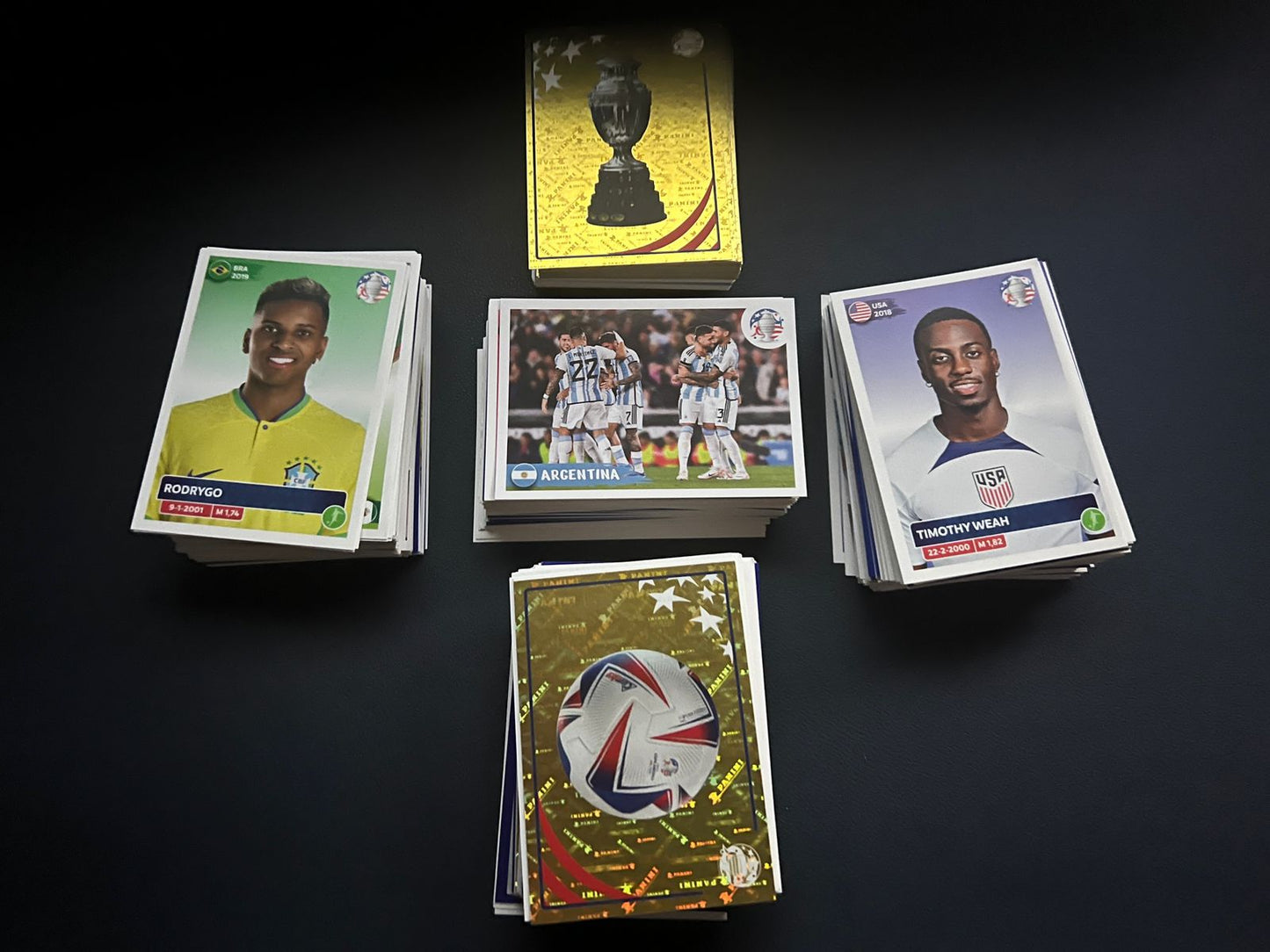500 Copa America 2024 USA Panini Stickers - Complete Your Collection!