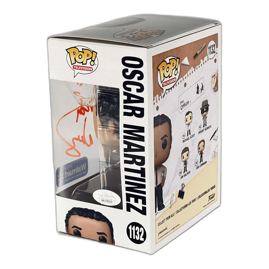 Oscar Martinez 1132 - Signed by Oscar Nuñez Certified - The Office - Funko Pop